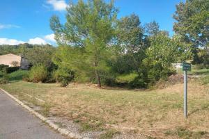 Thumbnail of property #330612861. Click for details