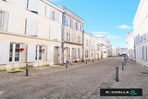 Picture of listing #330613143. House for sale in La Rochelle
