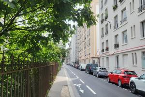 Picture of listing #330613796. Appartment for sale in Paris