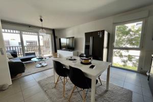 Picture of listing #330613822. Appartment for sale in Villenave-d'Ornon