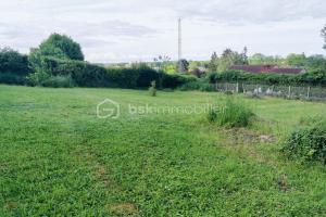 Picture of listing #330617226. Land for sale in Pont-sur-Yonne