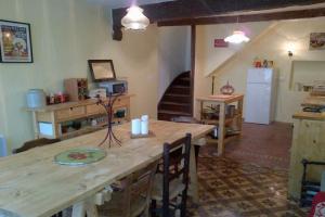 Picture of listing #330618064. House for sale in Quillan