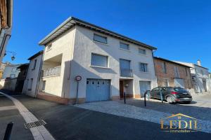 Picture of listing #330618131. House for sale in Moissac