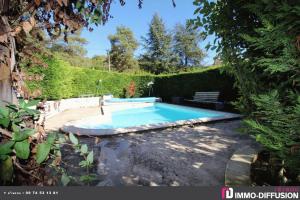Picture of listing #330619365. House for sale in Puy-l'Évêque