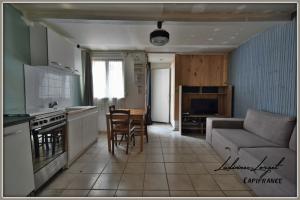 Thumbnail of property #330620474. Click for details