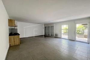 Thumbnail of property #330624542. Click for details