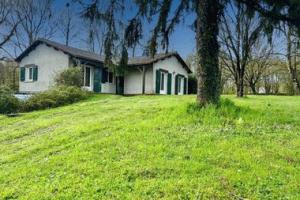 Picture of listing #330624653. House for sale in Montaigu