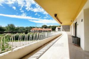 Picture of listing #330626448. Appartment for sale in Bandol