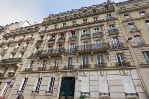 Picture of listing #330626855. Appartment for sale in Paris