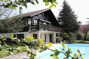 Picture of listing #330626888. House for sale in Annecy