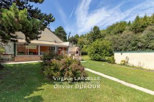 Picture of listing #330628809. House for sale in Martin-Église