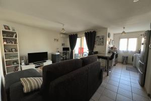 Picture of listing #330630849. Appartment for sale in Istres