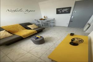 Picture of listing #330630901. Appartment for sale in Toulon