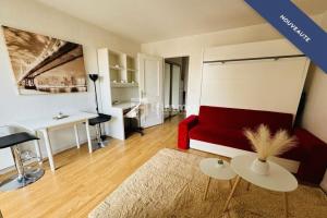 Picture of listing #330640700. Appartment for sale in Vanves