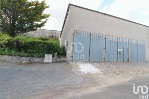 Photo de l'annonce nº 330641284. Bâtiment à vendre sur Saint-Victor-et-Melvieu
