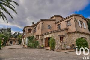 Picture of listing #330642335. House for sale in Mougins