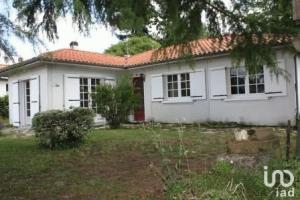 Picture of listing #330642478. House for sale in Léognan
