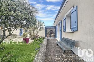 Picture of listing #330652583. House for sale in Saintry-sur-Seine