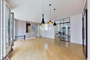 Picture of listing #330654916. Appartment for sale in Issy-les-Moulineaux