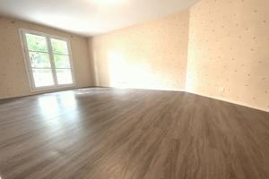 Thumbnail of property #330662203. Click for details