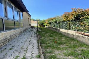 Picture of listing #330673542. Appartment for sale in Le Grau-du-Roi