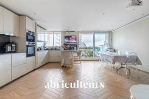 Picture of listing #330680708. Appartment for sale in Les Lilas