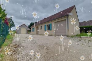 Picture of listing #330682221. House for sale in Dampierre-et-Flée