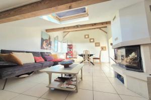 Picture of listing #330687647. Appartment for sale in Lons