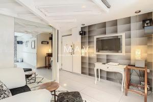 Picture of listing #330695643. Appartment for sale in Nice