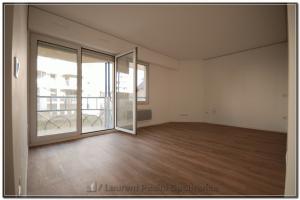 Picture of listing #330695687. Appartment for sale in Pau