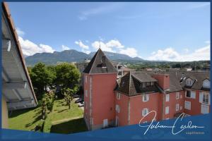 Picture of listing #330695884. Appartment for sale in La Roche-sur-Foron
