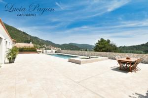 Picture of listing #330696078. House for sale in Roquebrun