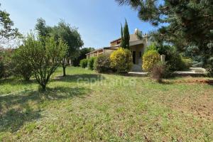 Picture of listing #330696107. House for sale in Uzès