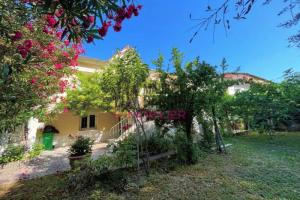 Picture of listing #330702062. House for sale in Avignon