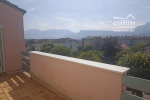 Picture of listing #330702481. Appartment for sale in Tullins