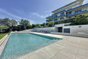 Picture of listing #330705805. Appartment for sale in Antibes