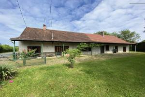 Picture of listing #330711270. House for sale in Savigny-sur-Seille