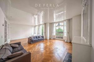 Picture of listing #330713640. Appartment for sale in Paris