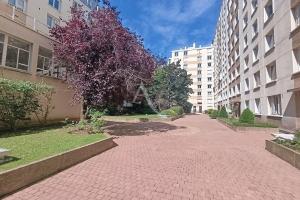 Picture of listing #330720290. Appartment for sale in Paris