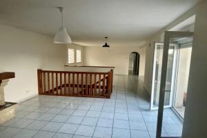 Thumbnail of property #330727520. Click for details