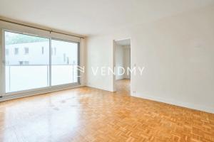 Picture of listing #330729232. Appartment for sale in Paris