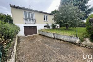 Picture of listing #330729252. House for sale in Champagne-Mouton