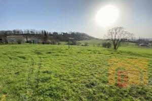 Picture of listing #330729859. Land for sale in Agen