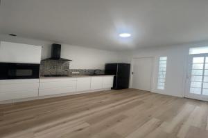 Thumbnail of property #330730413. Click for details