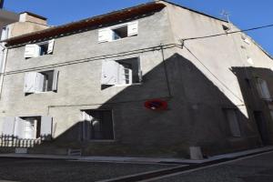 Picture of listing #330740523. House for sale in Quillan