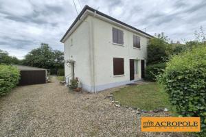 Picture of listing #330740606. House for sale in Aubigny-sur-Nère