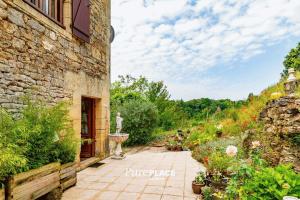 Picture of listing #330741271.  for sale in Sarlat-la-Canéda