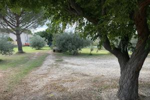 Picture of listing #330742758. Land for sale in Entraigues-sur-la-Sorgue
