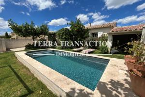 Picture of listing #330744952. House for sale in Uzès