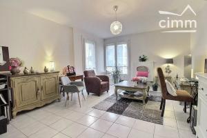 Picture of listing #330746180. Appartment for sale in Tours